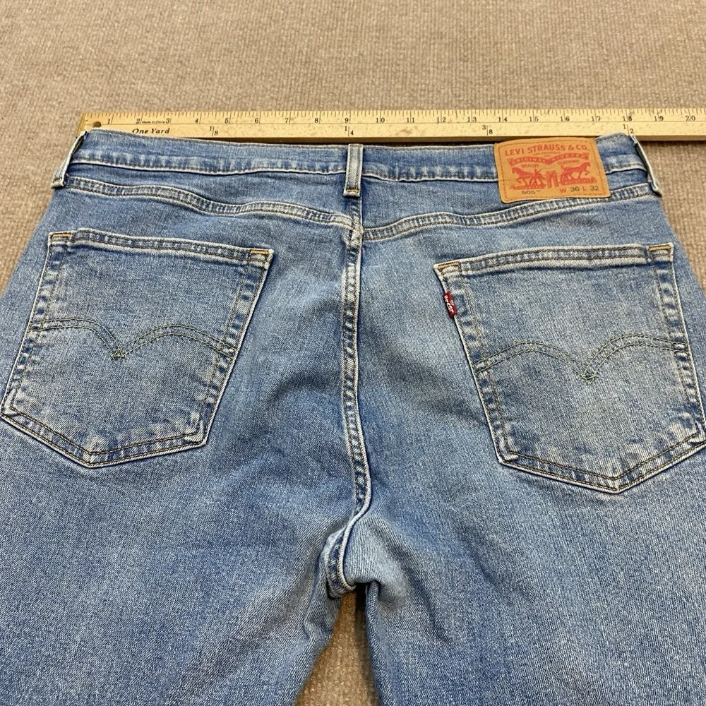 Levis 505 Jeans Mens Size 36x32 Straight Leg Blue Medium Wash Distressed Denim‎
